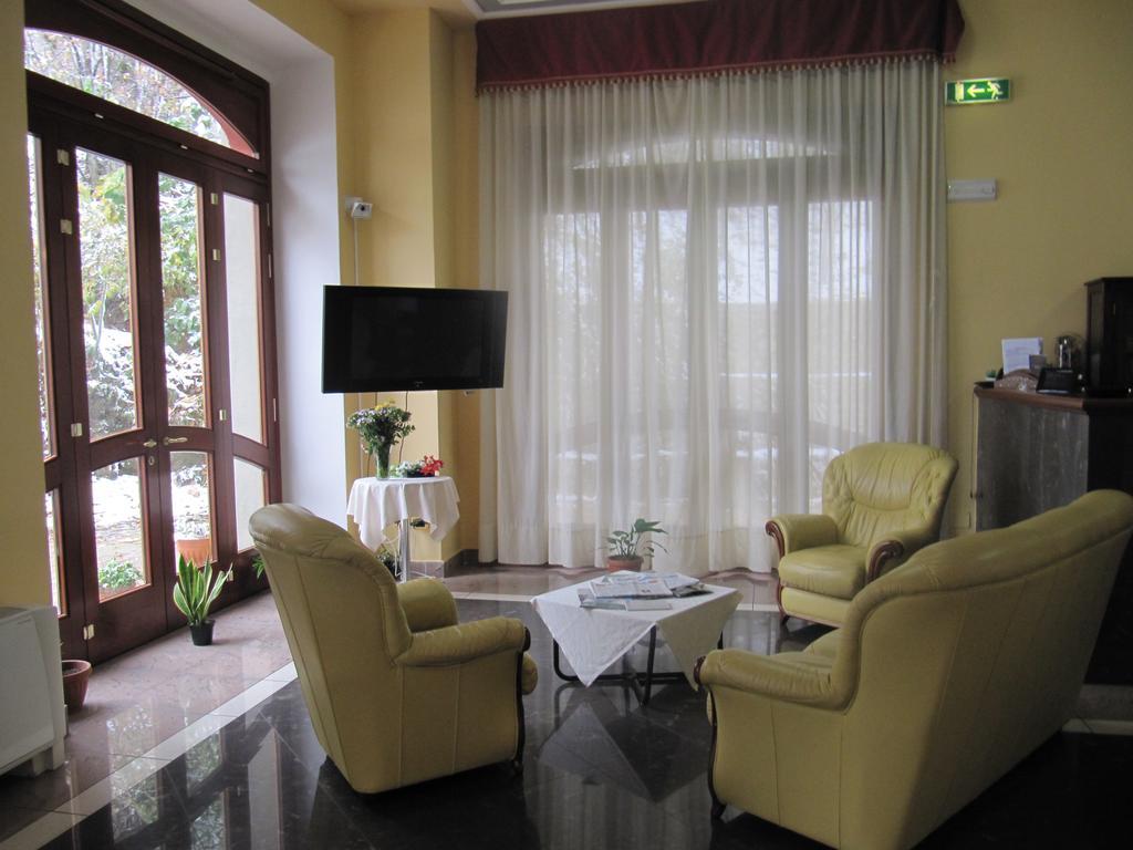 Royal Hotel Montevergine Ospedaletto dʼAlpinolo Esterno foto