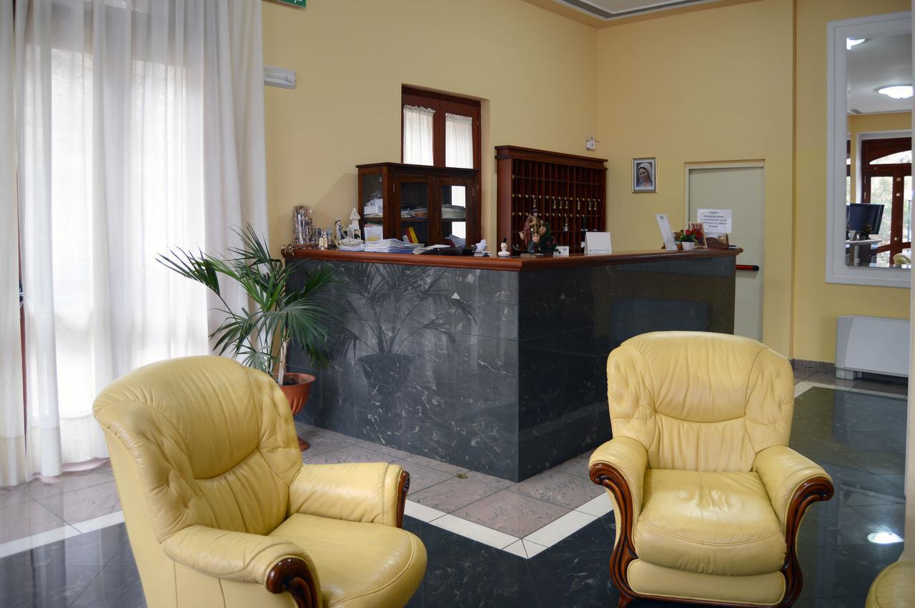 Royal Hotel Montevergine Ospedaletto dʼAlpinolo Esterno foto