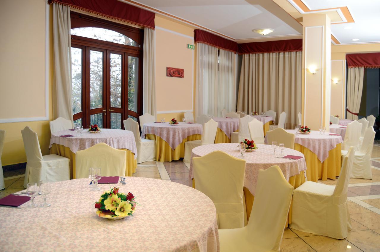 Royal Hotel Montevergine Ospedaletto dʼAlpinolo Esterno foto
