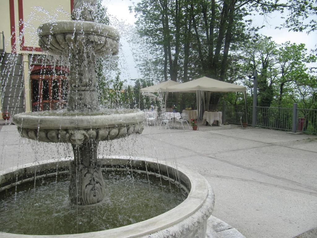 Royal Hotel Montevergine Ospedaletto dʼAlpinolo Esterno foto