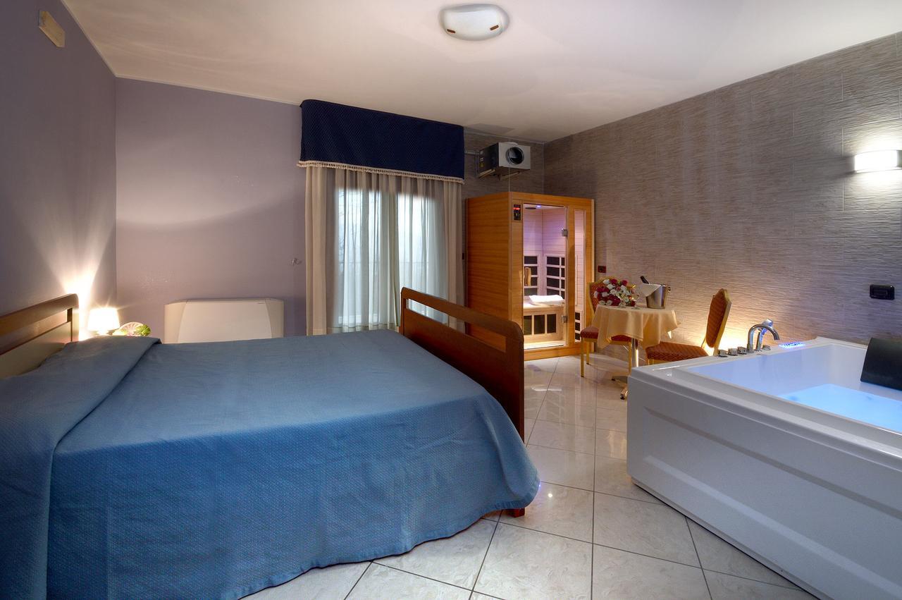 Royal Hotel Montevergine Ospedaletto dʼAlpinolo Esterno foto